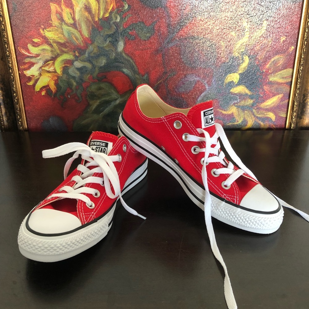Red converse